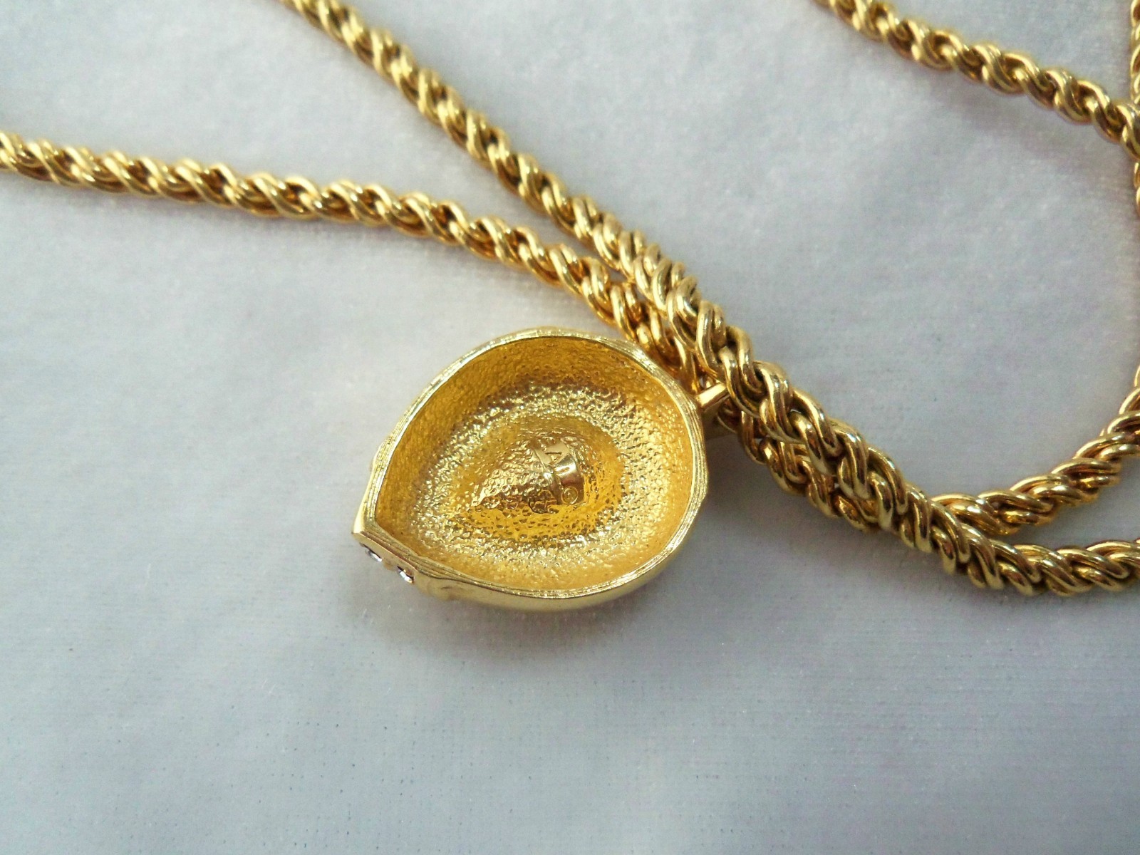 Vintage SAL Swarovski Crystal Pendant Rope Chain Necklace 24′