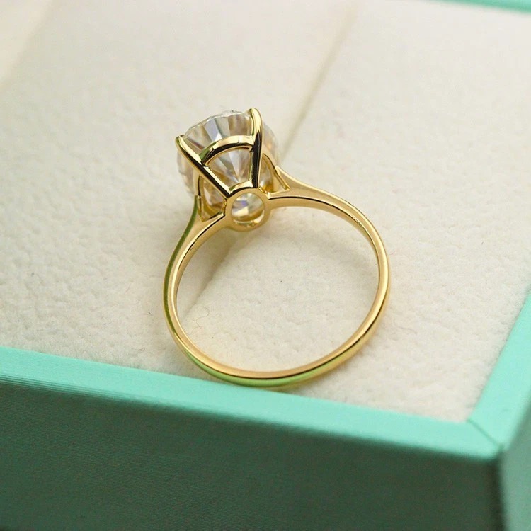 Oval Cut 2.00CT White Moissanite Women’s Engagement Ring In 10K Yellow Gold FN
