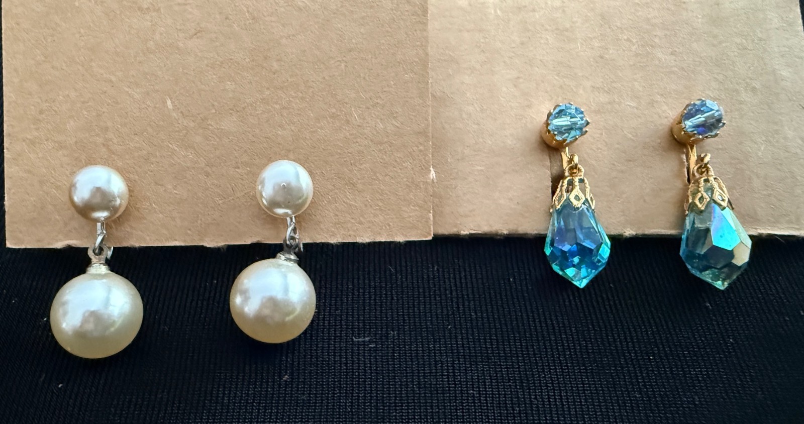 2 Pair of 1950’s Dangle Earring Sets – Unbranded