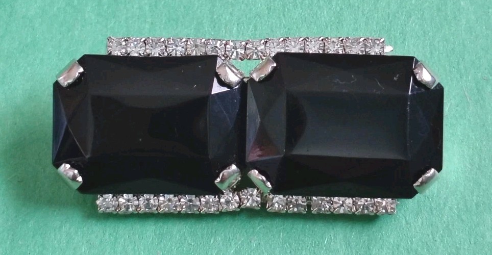 Vintage BLACK Colored Lucite W/ Clear Stones Brooch in Silver Tone