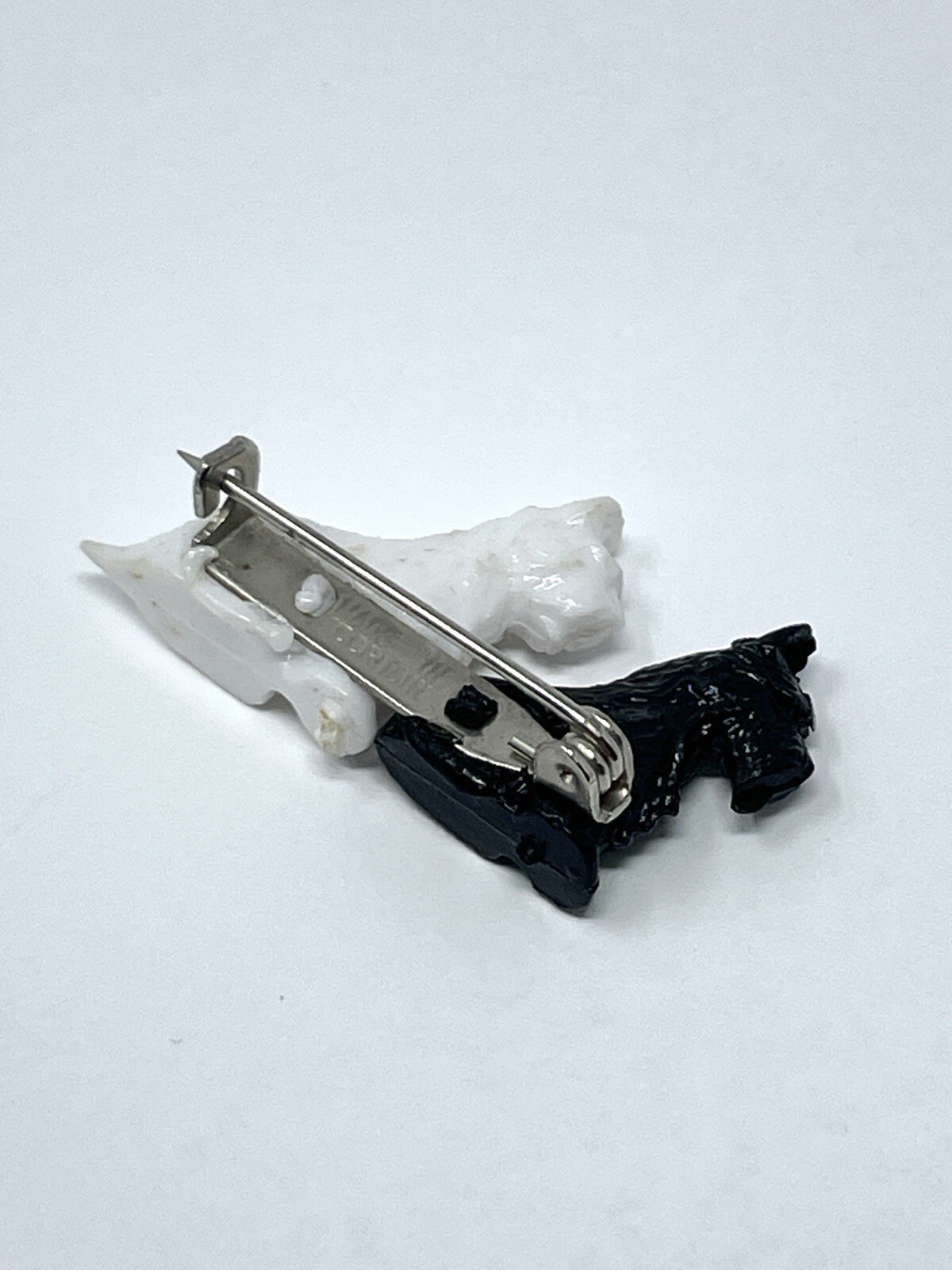 Vintage Scottie Dog Brooch made in Great Britain – Scottish Highland Terrier