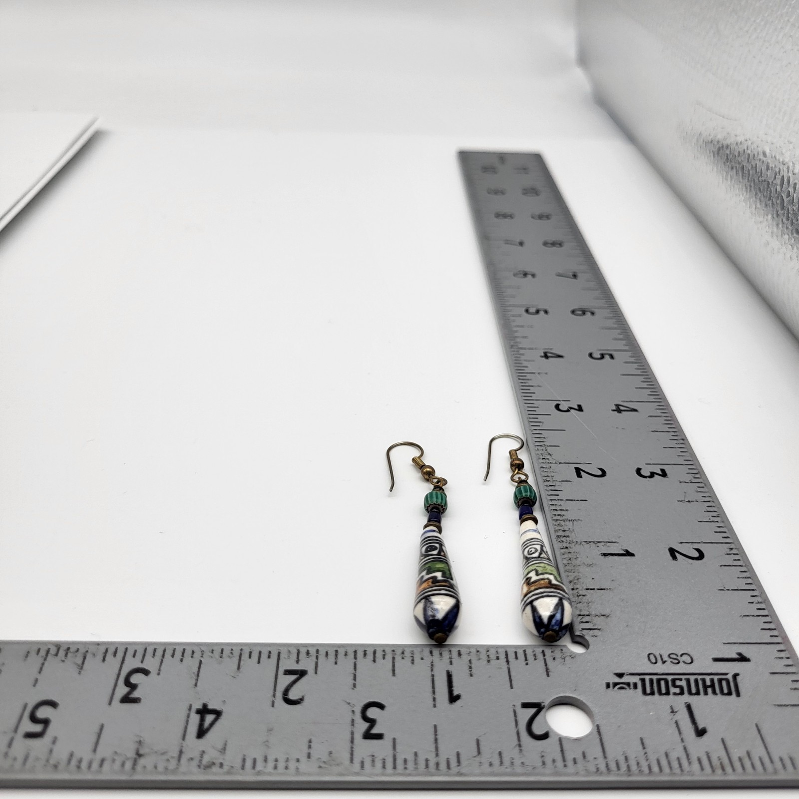 Beautiful vintage Boho Tribal beaded elongated dangle earrings Southwest