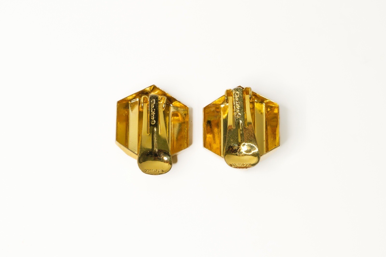 Dior Women Yellow Gold Art Deco Style Hexagon Clip-on Earrings