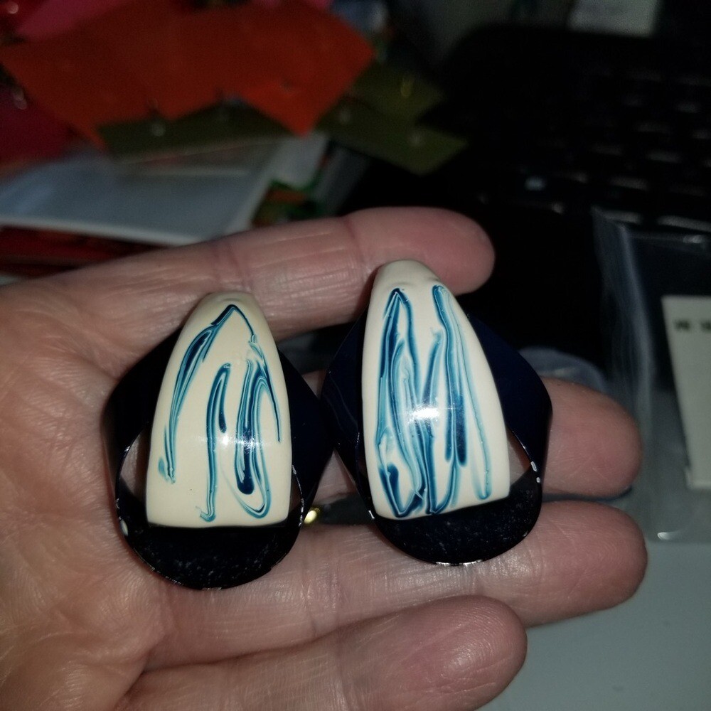 Source Unknown Blue and Cream Earrings