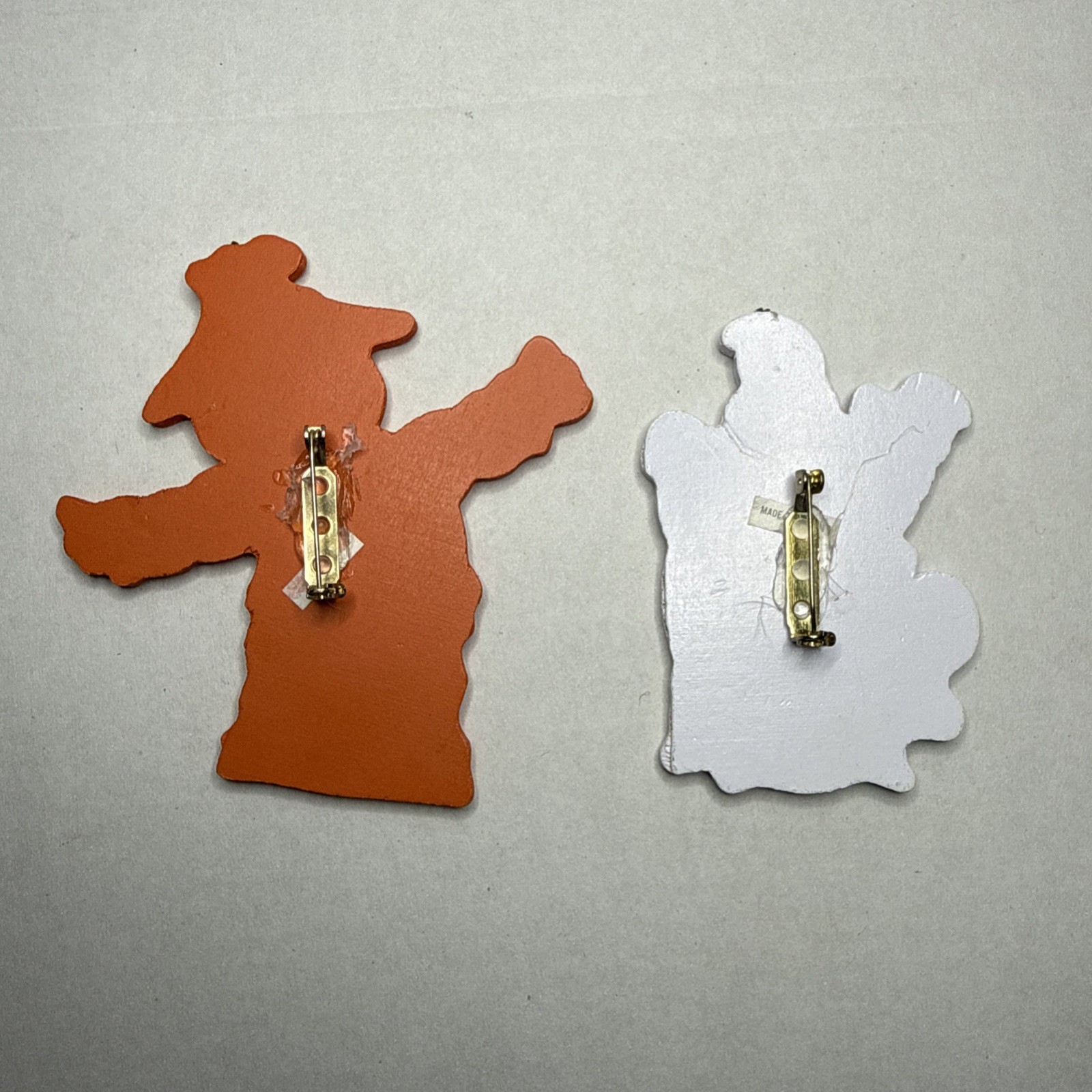Vintage Wooden Halloween Pins & Clip On Earrings Mixed Lot – Very Good
