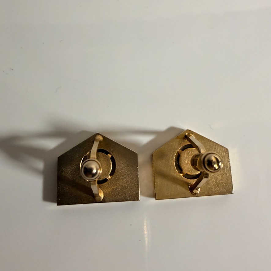 Vintage Green Jade Stone Cabachon & Gold Tone Cuff Links House or Church Shaped
