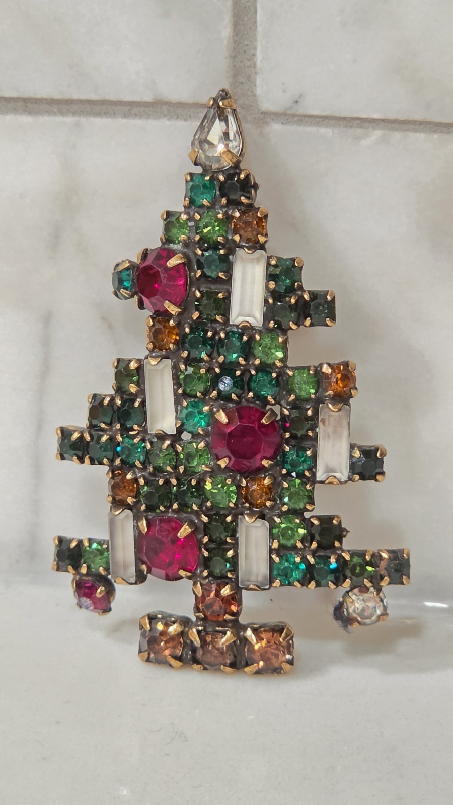 Vintage WEISS 5 Candles Christmas Tree Rhinestoned Brooch Pin Ideal BOOK PIECE