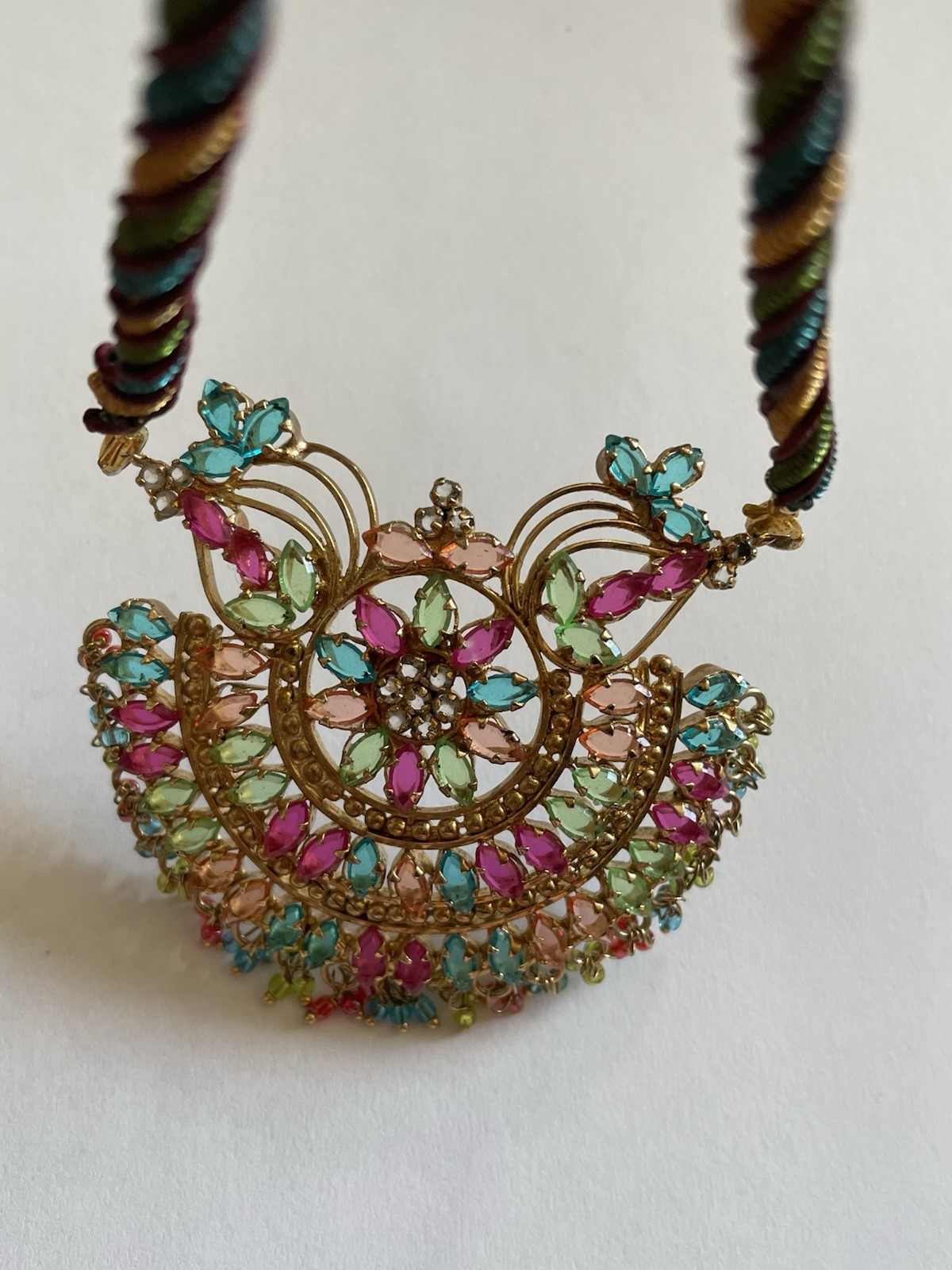 Vintage India Jadau Kundan Style Bollywood Gold Tone Bib Necklace