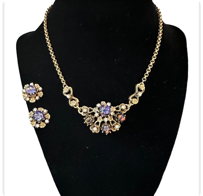 Vintage 1940’s Coro necklace earring Set, Dragons breath, rare find vintage