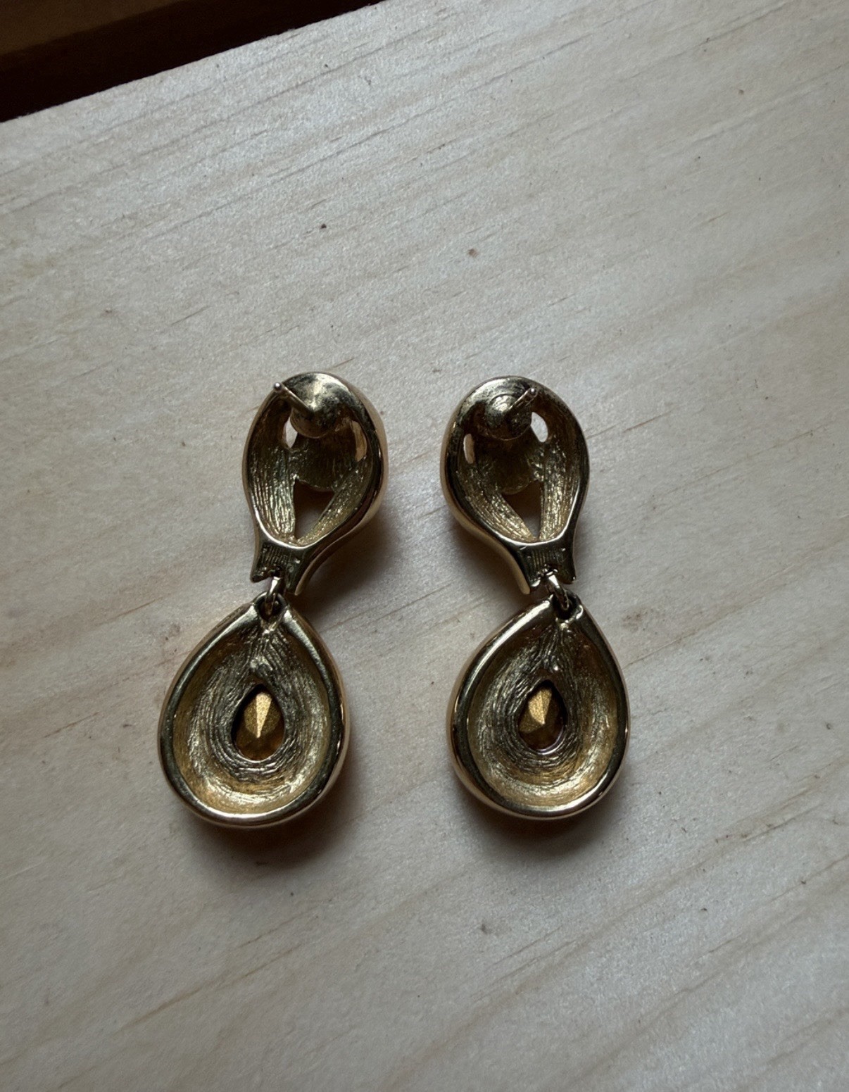 Vintage Gold Tone Dangle Post Back Earrings Amethyst Sapphire Rhinestone Halo