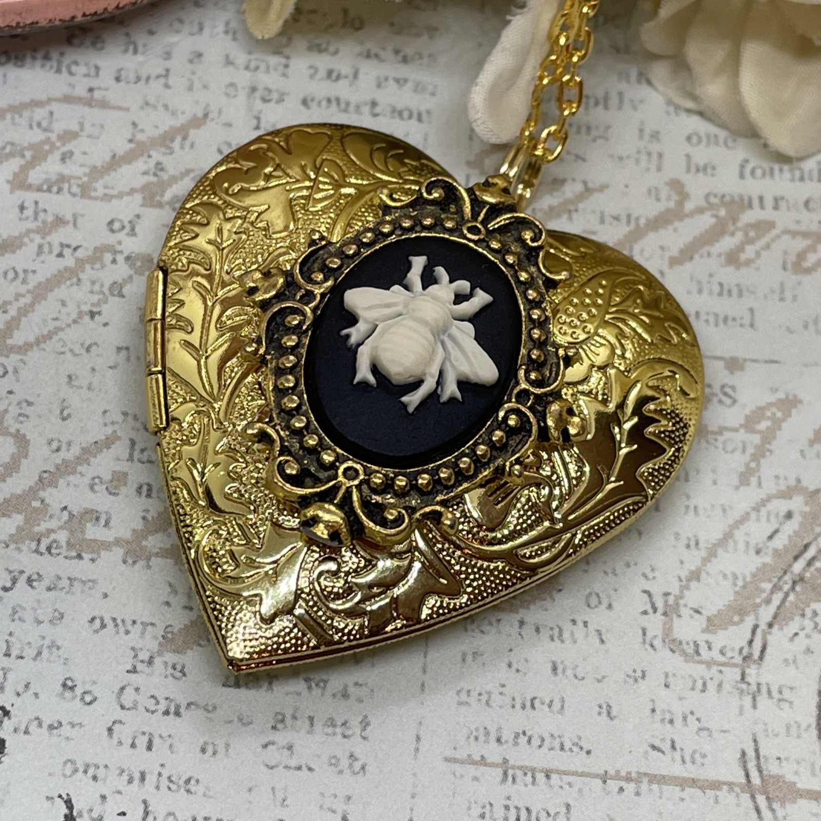 Gold Heart Locket Photo Birthday Anniversary Wedding Cameo Bee Honey Necklace