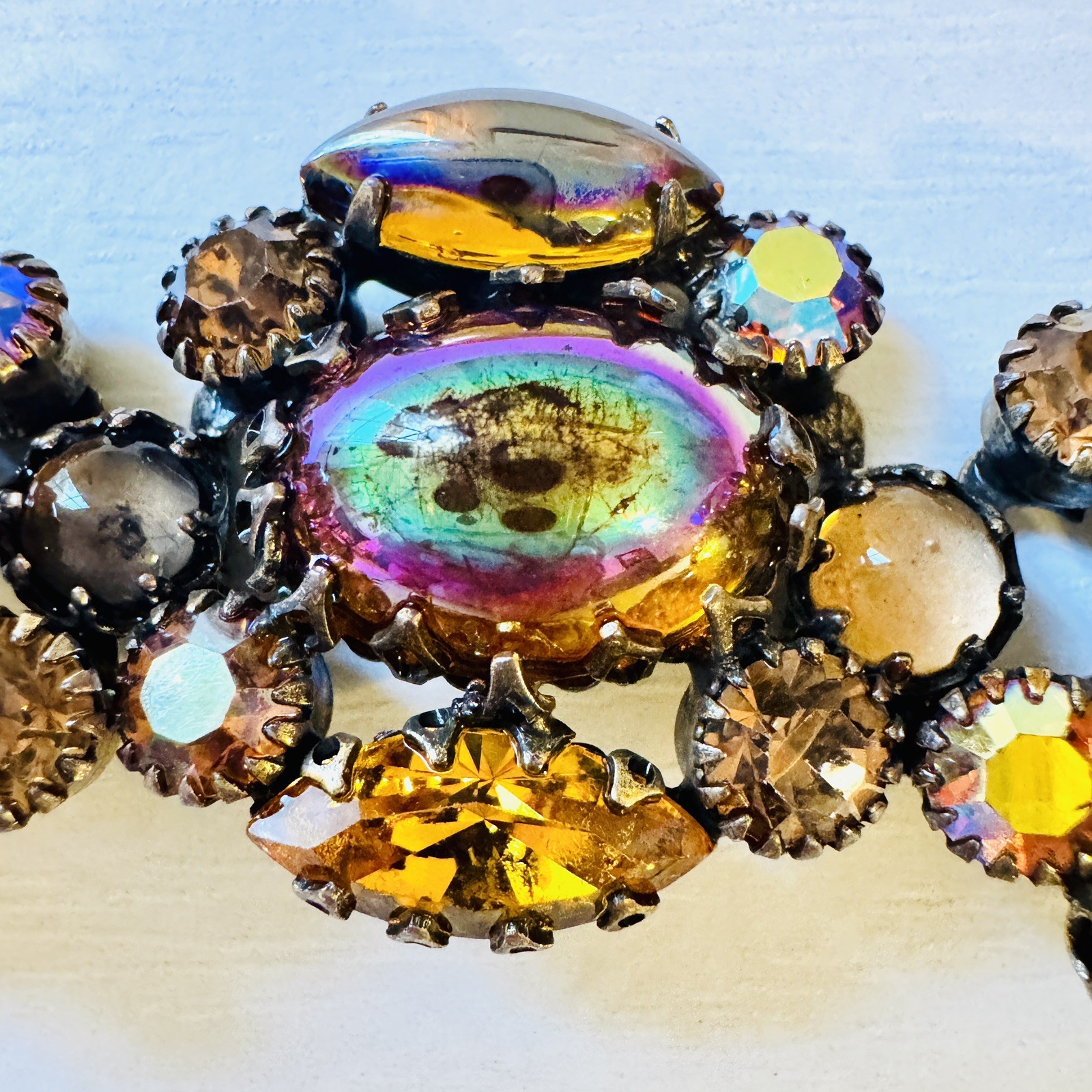 50’S KRAMER Root-beer-glass cabochon Jelly belly Dragons Breath Opal Bracelet