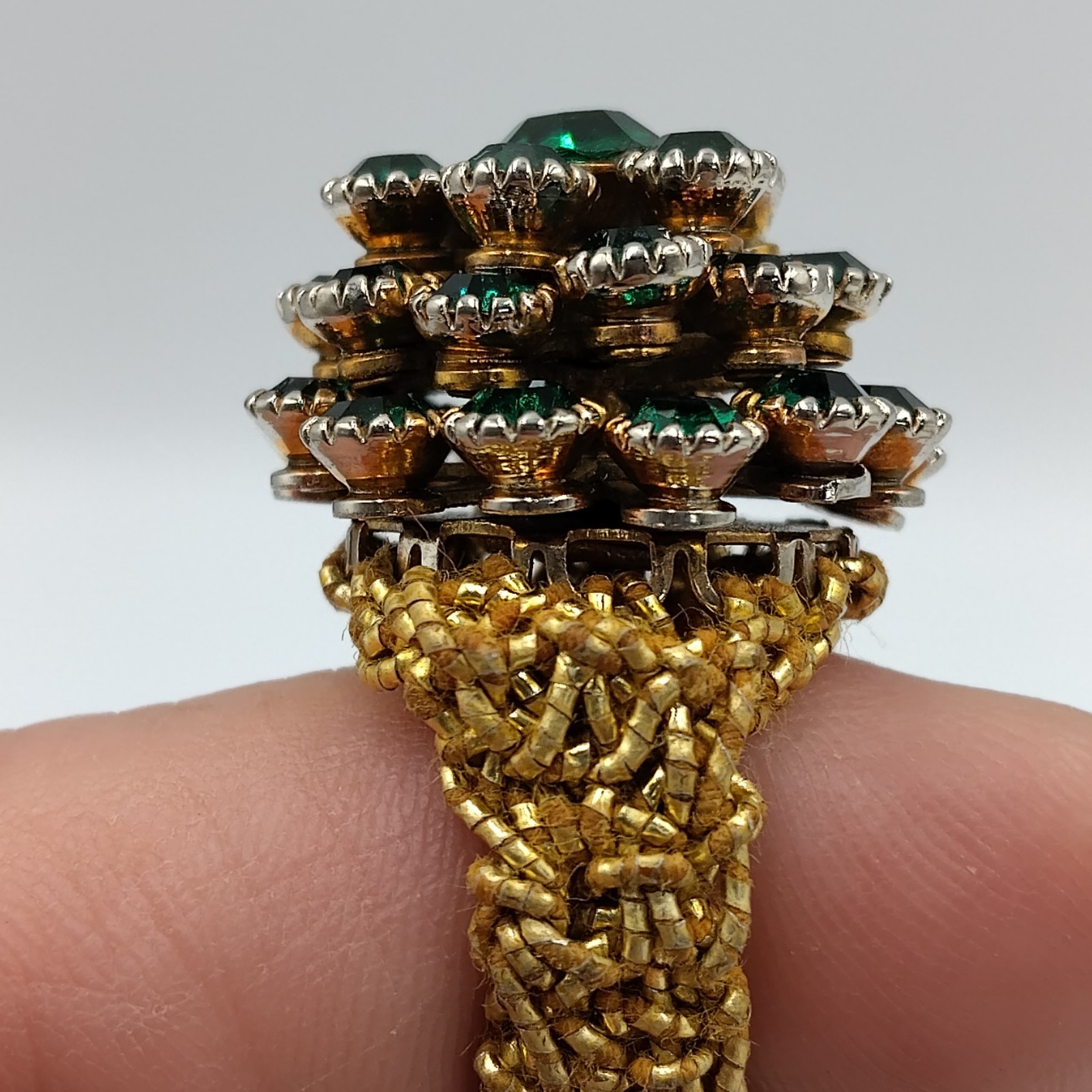 Vintage Dome Ring Green Rhinestone with Woven Stretch Golden Band