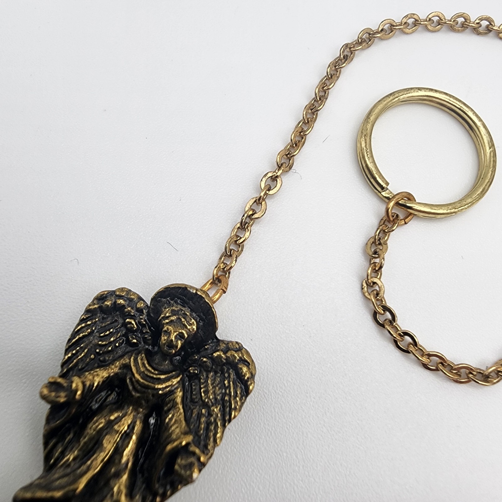 Vintage Rustic Angel Keychain Gold Tone Chain Angelic Wings Charm Christian