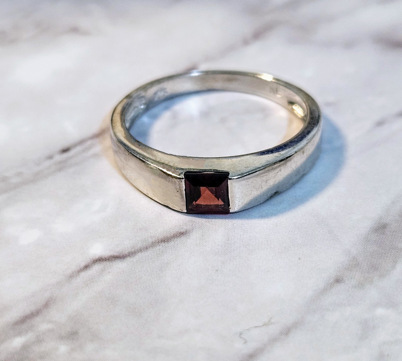Vintage Sterling Silver 925 Square Cut Garnet Gemstone Birthstone Ring, Size 7
