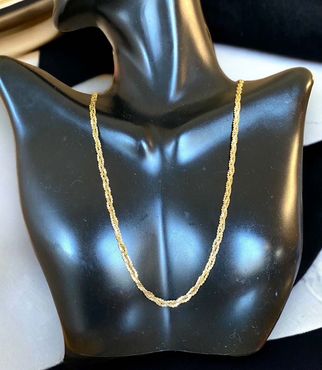 Vintage 14K Solid Italian Gold 17.75” 3mm Braided Necklace 6.4 grams!