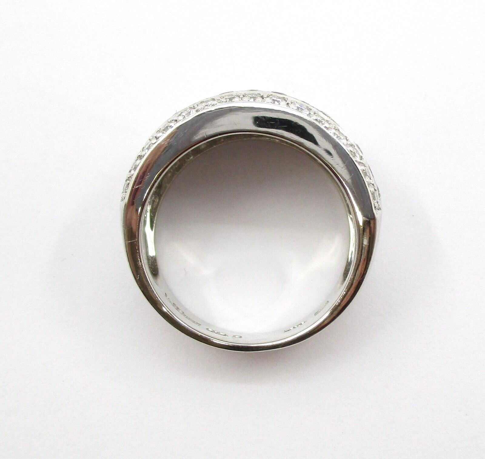 Levian 2000’s 1.20CTW Round Diamond Band Ring 14 Karat White Gold Size 7