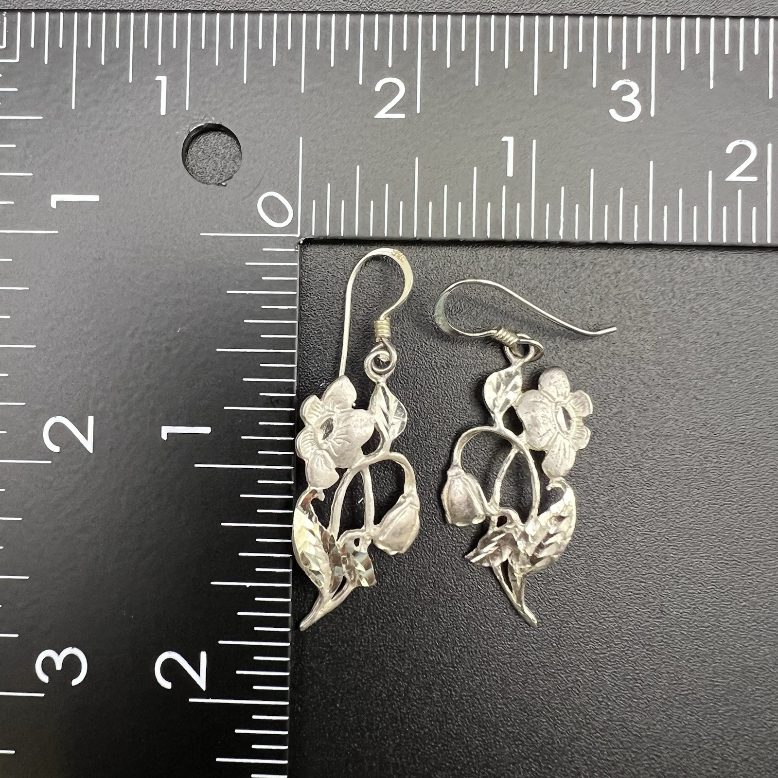 Sterling Silver 925 Floral Dangle Earrings Hand Cut Diamond Cut Leaves Vintage