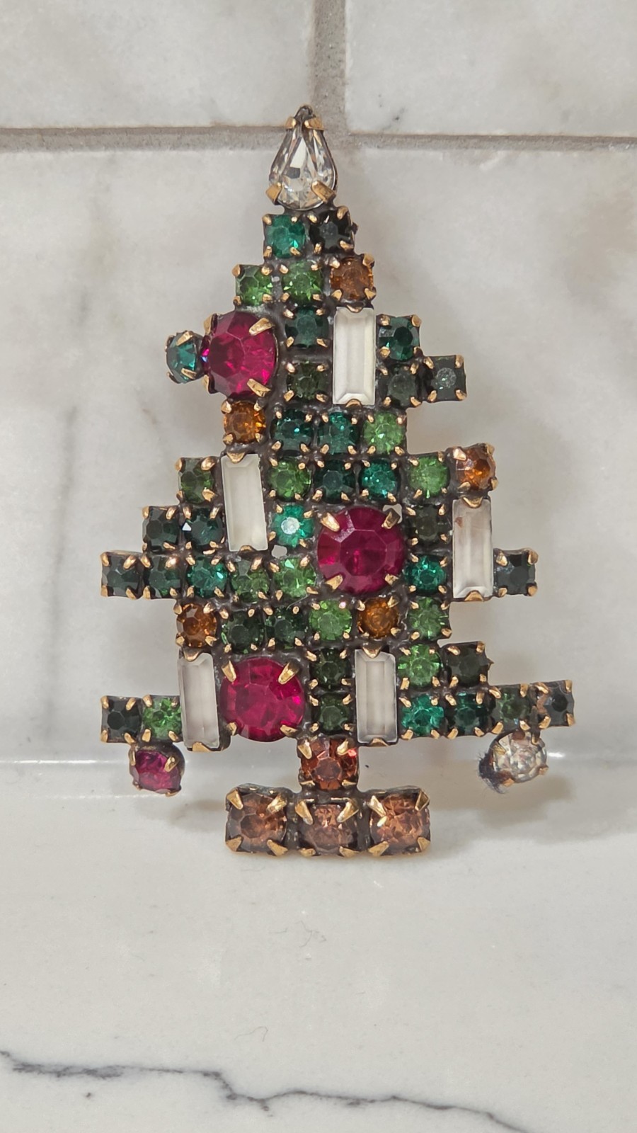 Vintage WEISS 5 Candles Christmas Tree Rhinestoned Brooch Pin Ideal BOOK PIECE