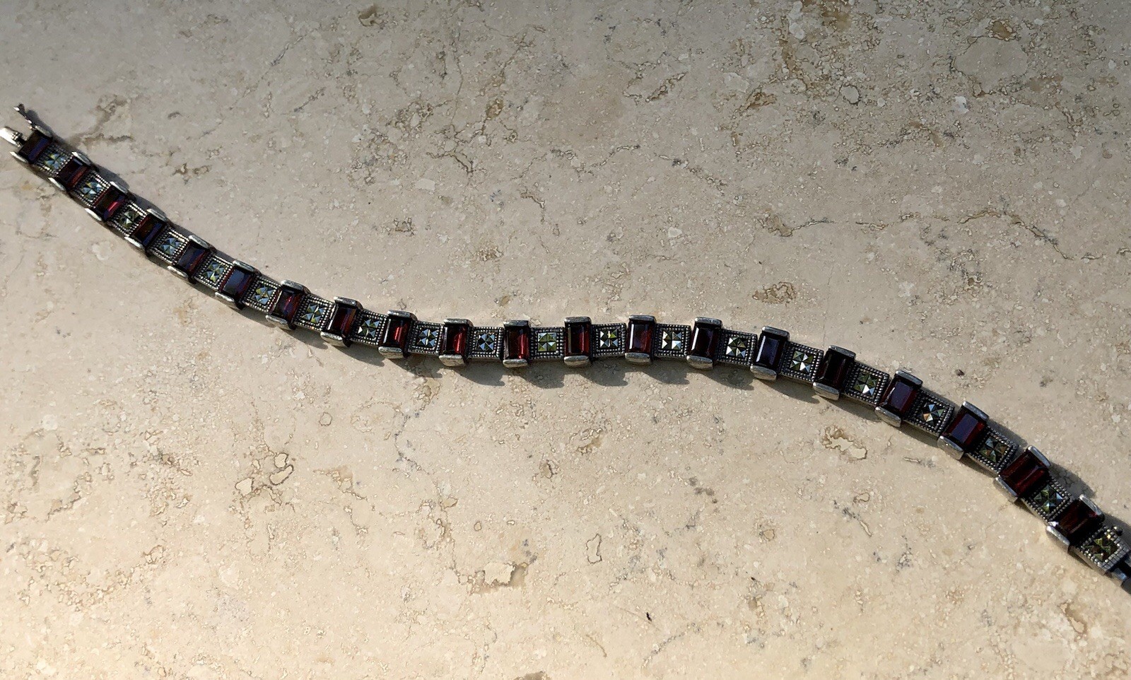 ❤️✨VINTAGE Sterling Silver EMERALD CUT GARNET & MARCASITE ESTATE Tennis Bracelet
