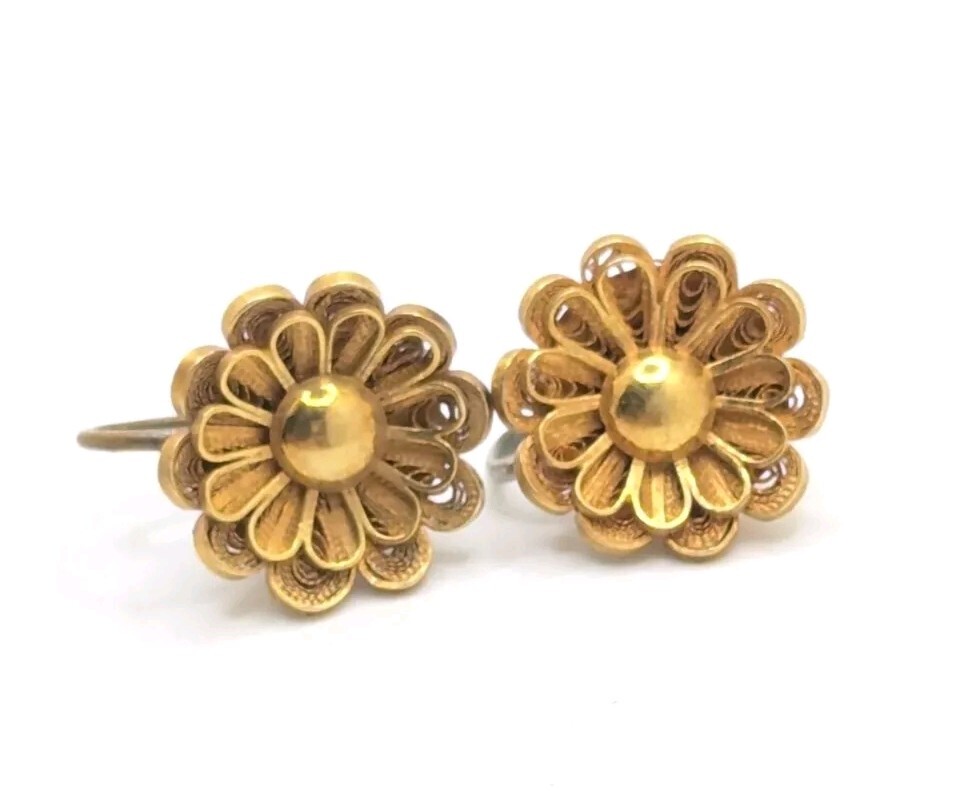 Vintage Gold Tone Filigree Rose Daisy Flower Screw Back Earrings Gift for Her