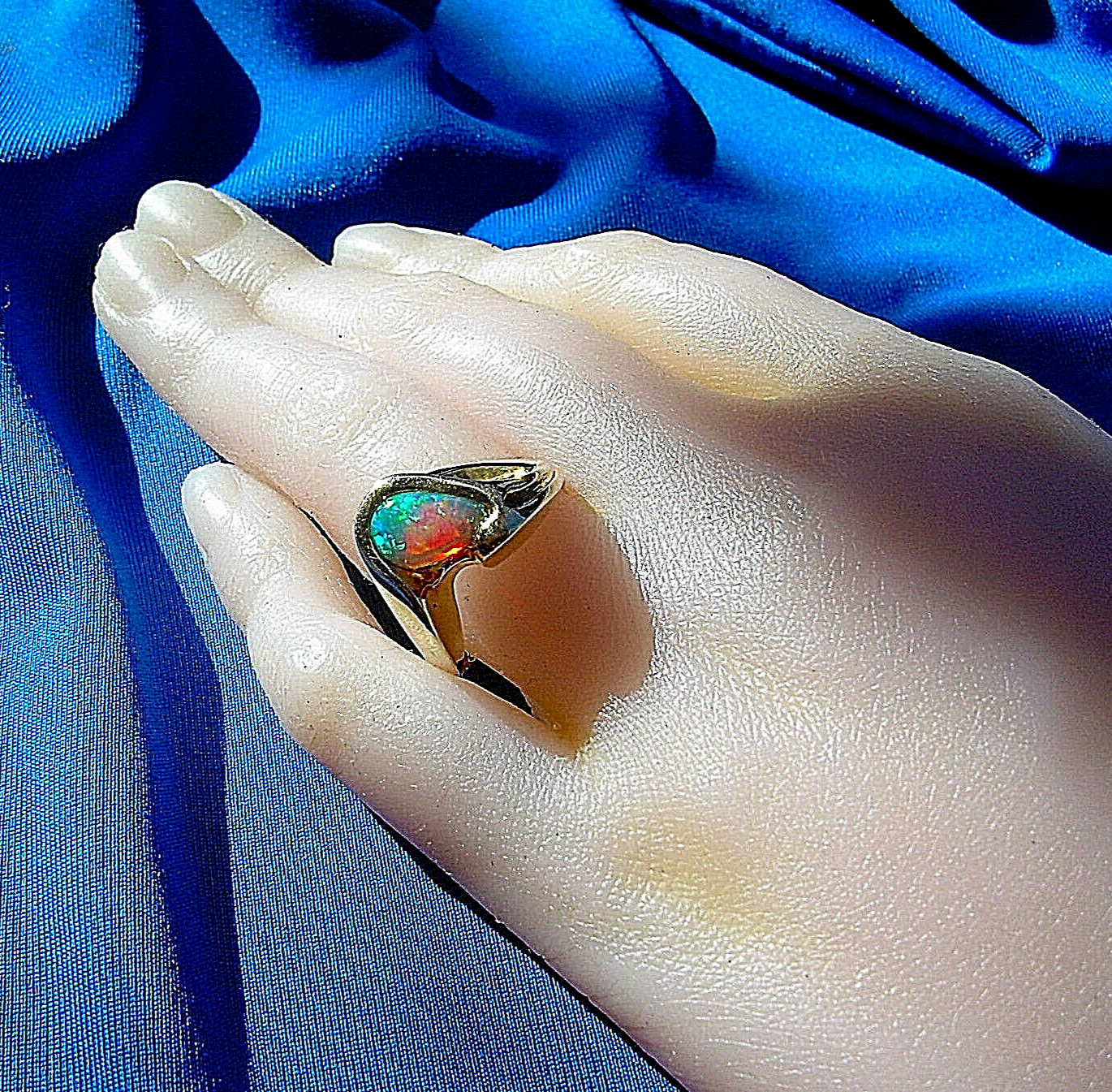 Original EARTH MINED OPAL Engagement Ring Sculptural Design Solitaire 14K GOLD 8