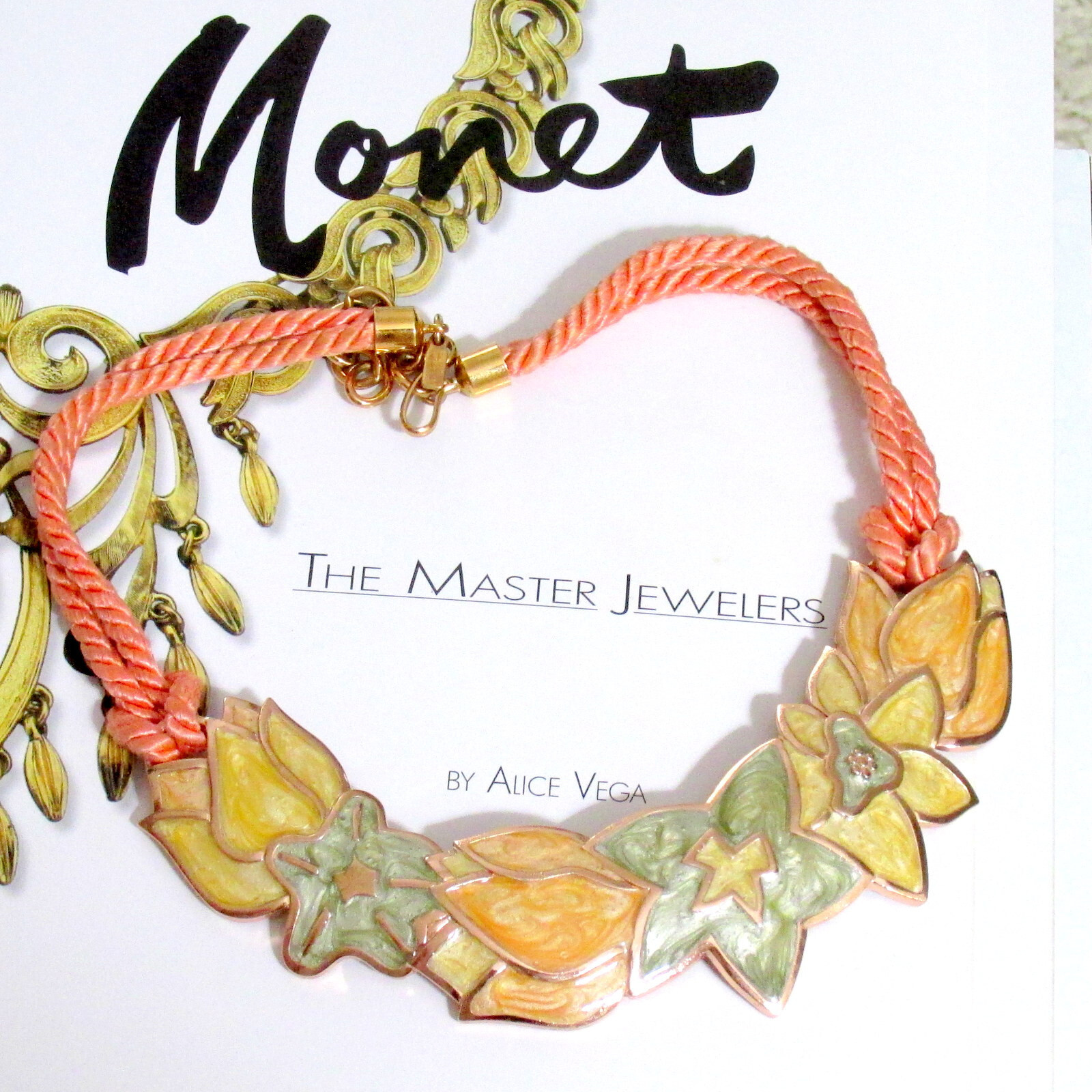 VTG Runway MONET 17″ Book Pc ENAMEL Pearlescent Pastel FLORAL NECKLACE Garland