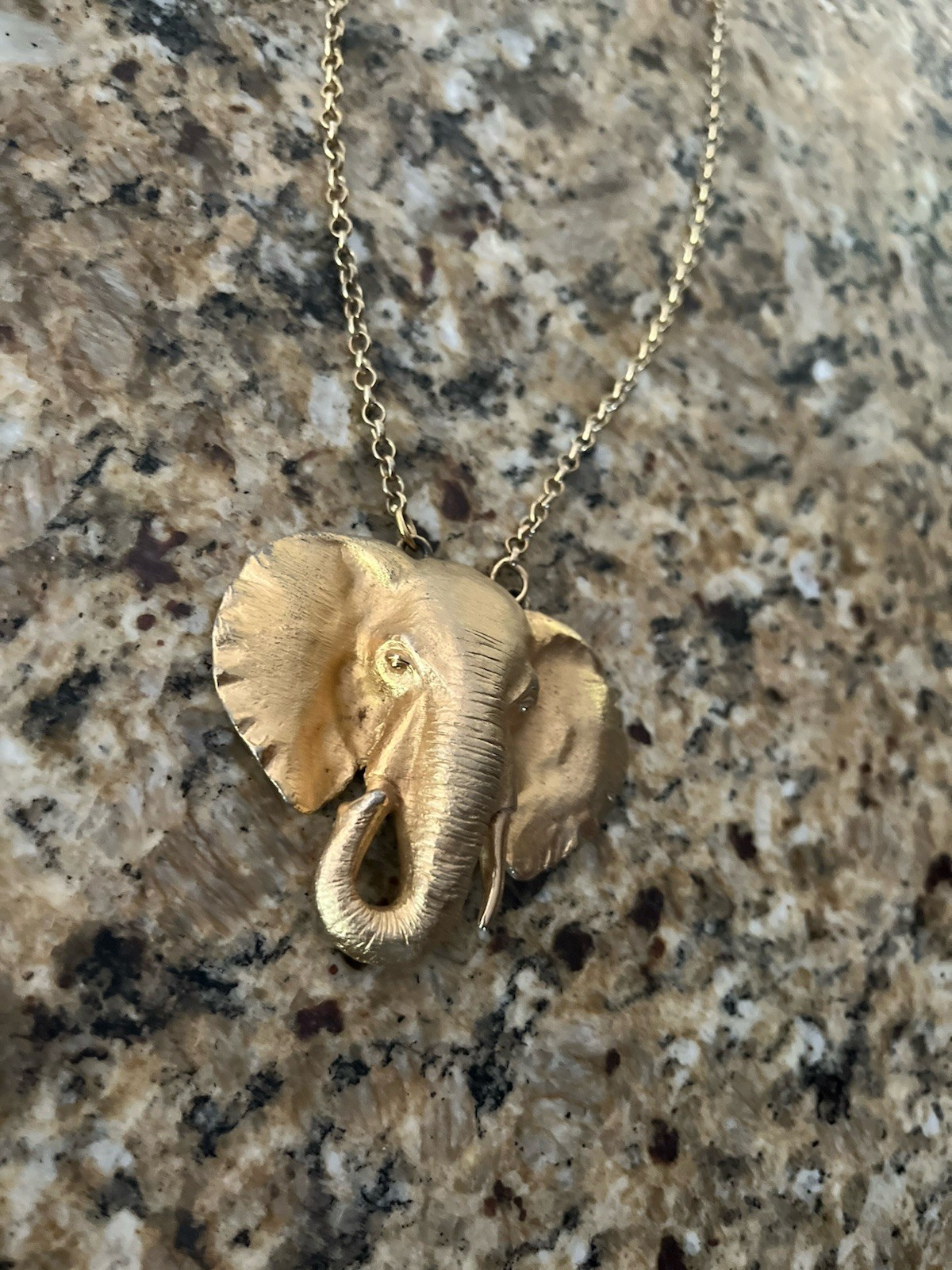 Vintage Signed Napier Large Gold Elephant Head Pendant Chain Link 24” Necklace