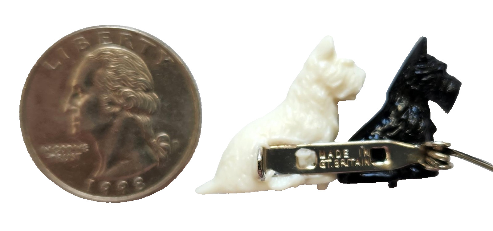 Scottie Dog Brooch Pin Black & White Vtg Great Britain Scottish Terrier Plastic