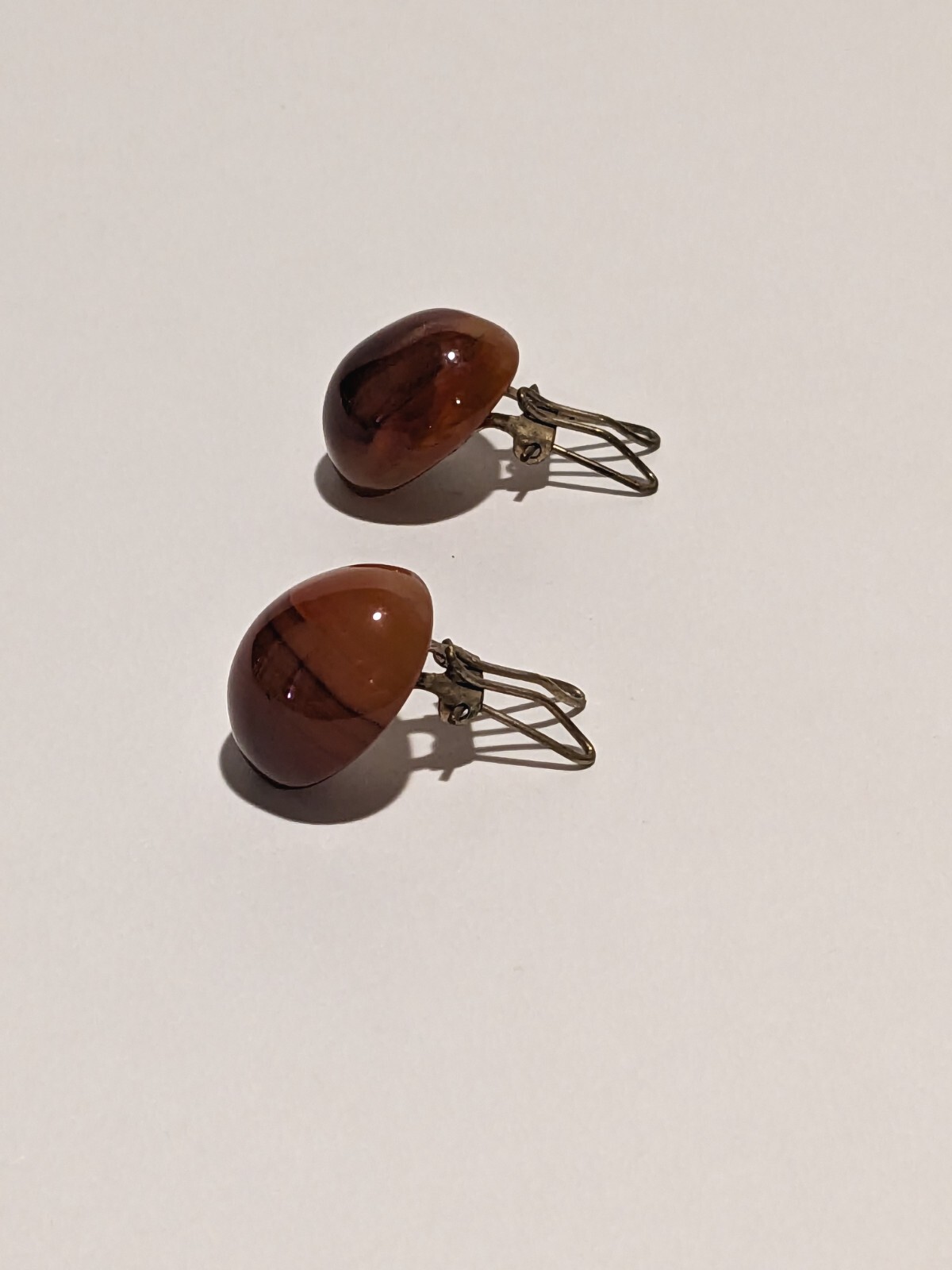 Beautiful Vintage Sunset Shade Glass Dome Clip On Earrings. MCM Style. 1″.