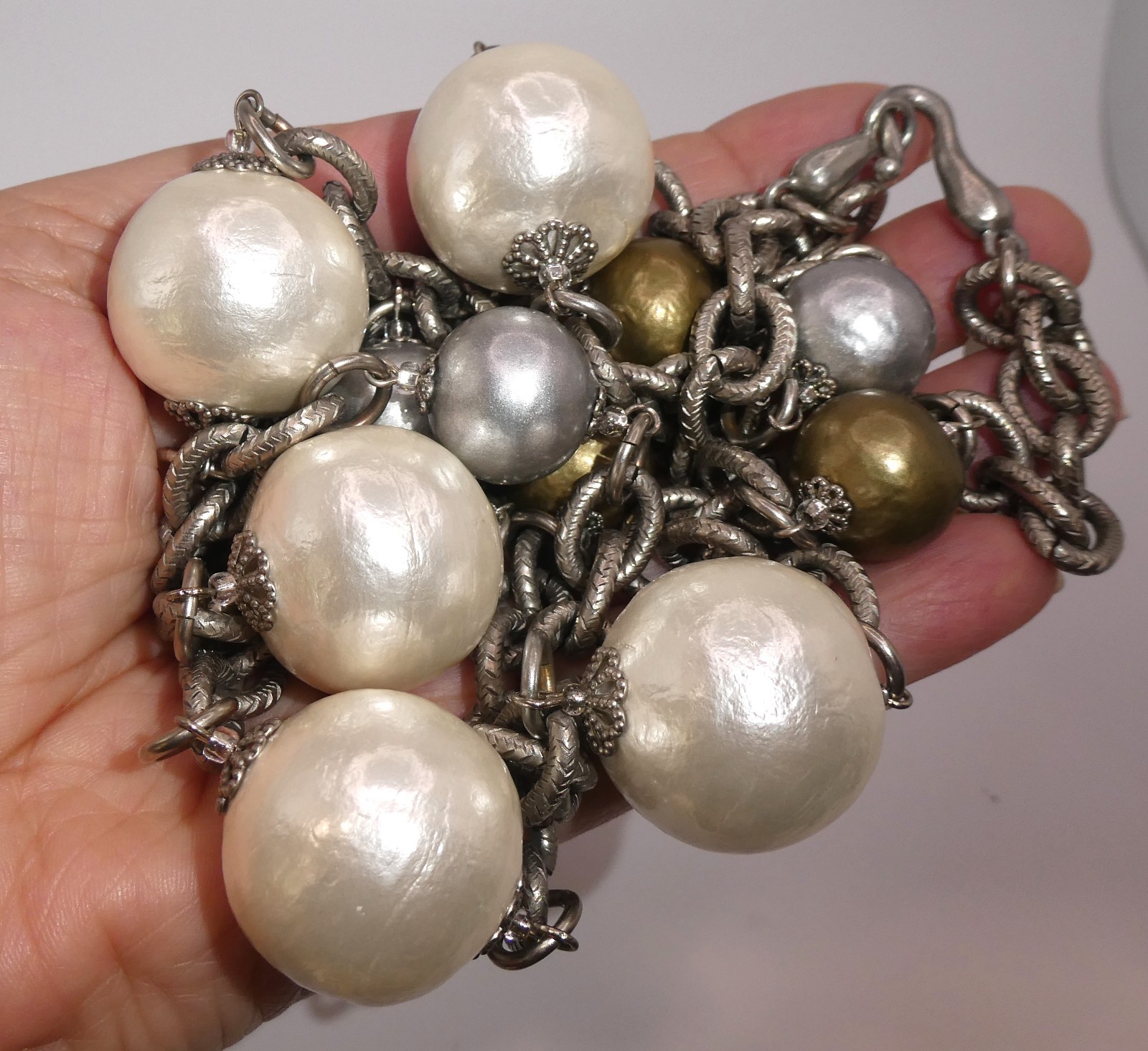 LORREN BELL CHAIN LINK SILVER TONE & FAUX PEARL LONG NECKLACE 46″ DESIGNER