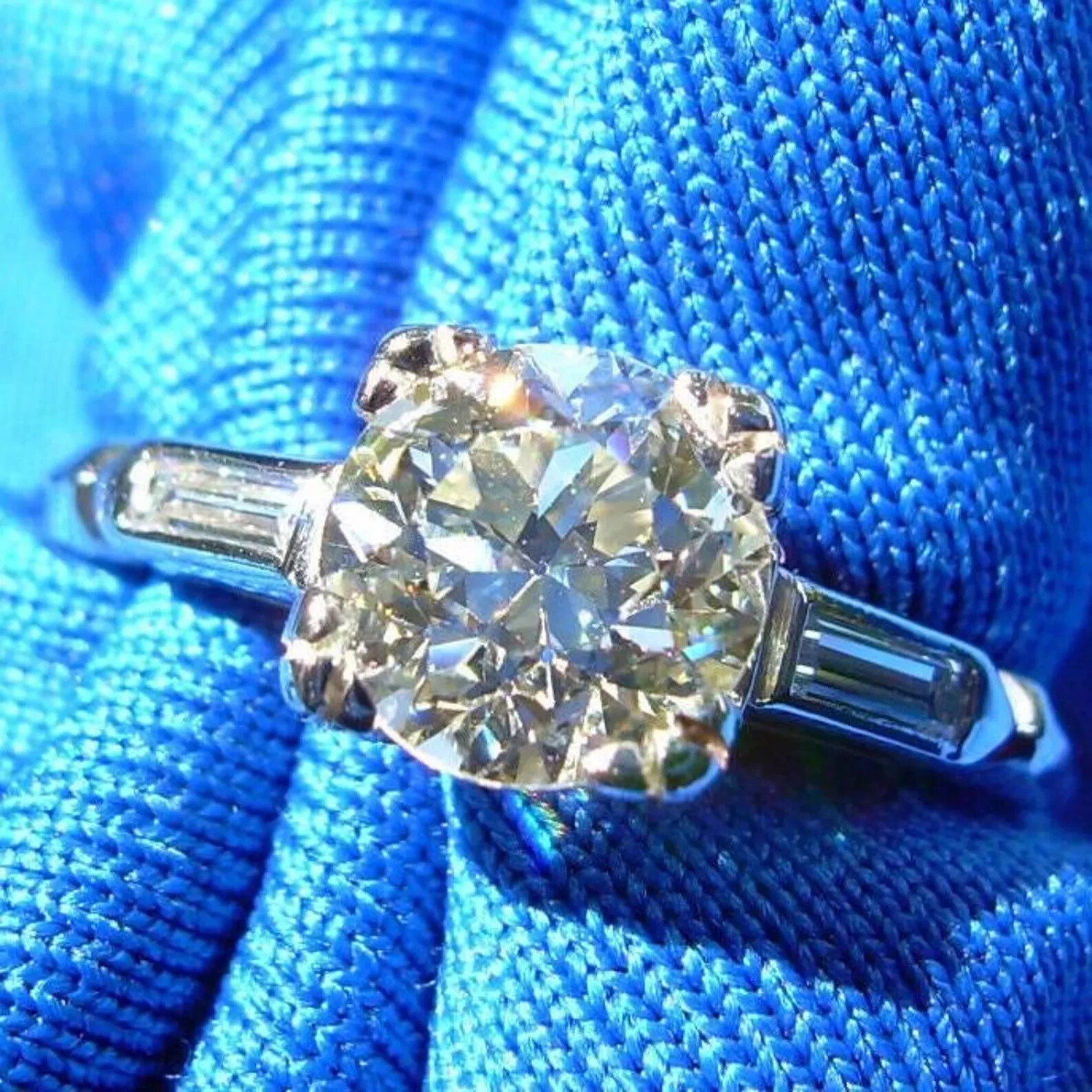 Original EARTH MINED DIAMOND Deco Engagement Ring Vintage PLATINUM Solitaire 7.5