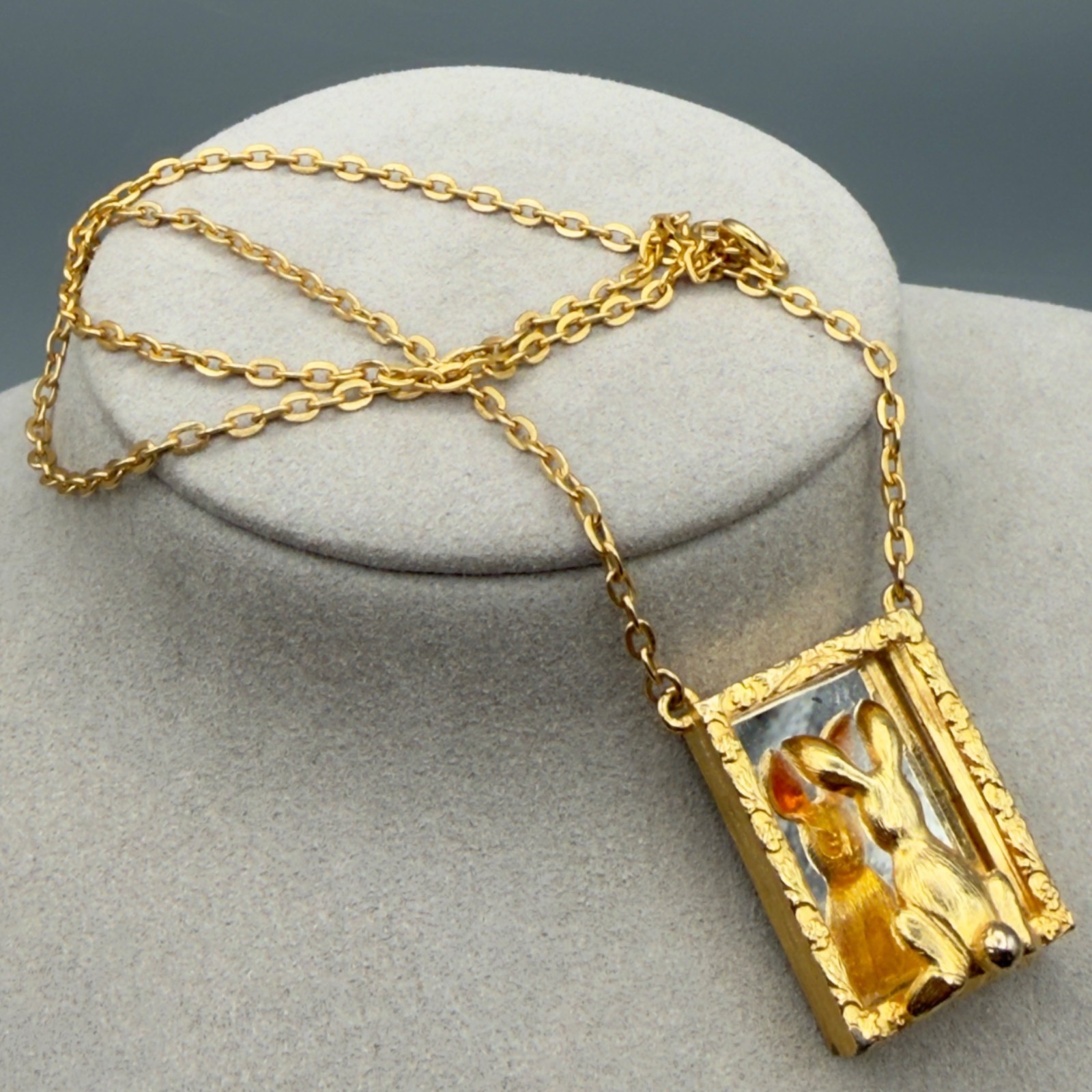 Vintage JJ Rabbit Looking In The Mirror Gold Tone Necklace Easter Spring 16″