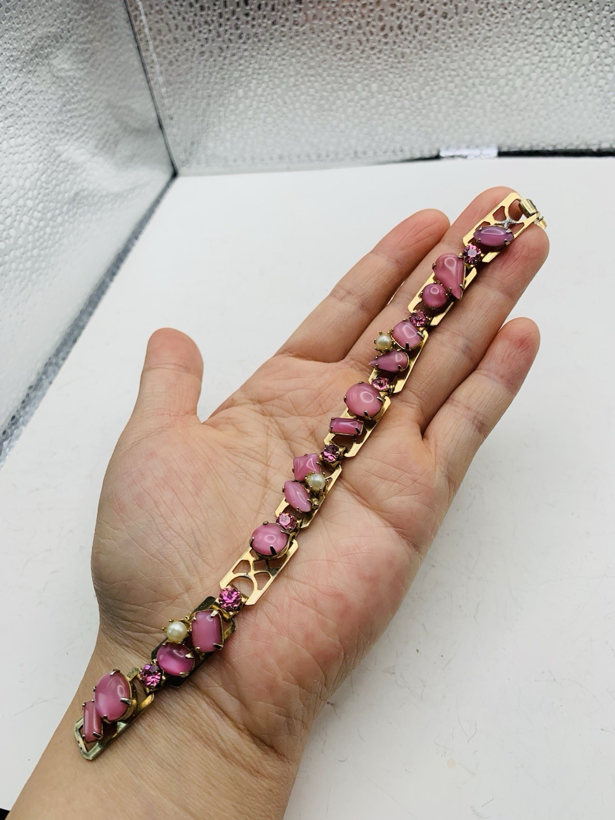 Vintage Pink Feminine Rhinestone Crystal Fancy Faux Pearl Gold Tone 7” Bracelet