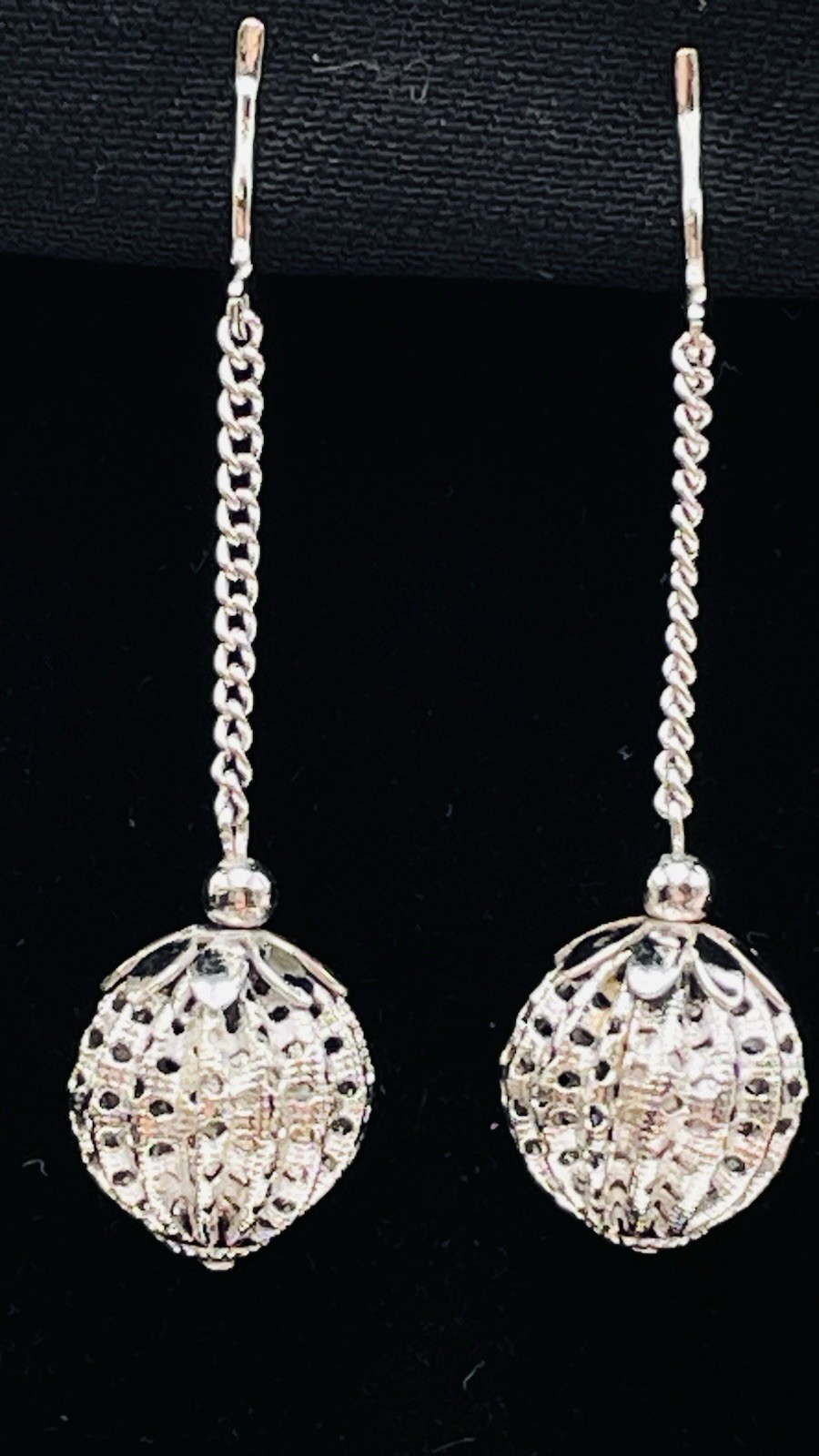 Vintage Sarah Coventry Filigree Silver Tone Ball Chain Dangle Drop Clip Earrings