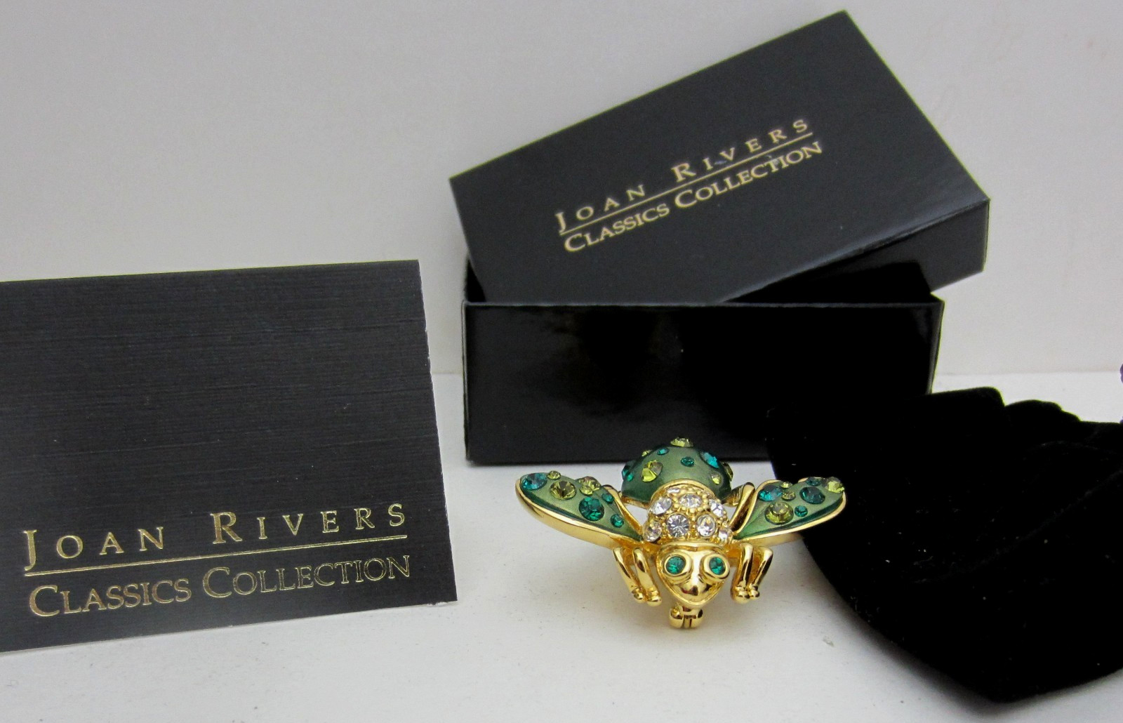 New, Vintage Joan Rivers Cosmic Bee Pin Green Crystal Enameled Gold Jewelry
