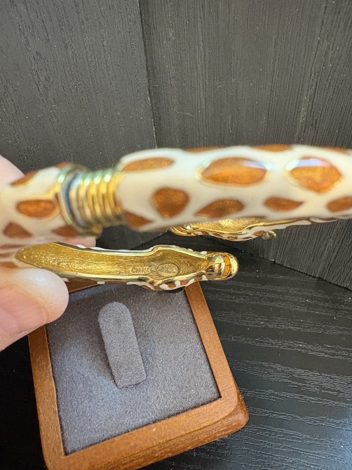 KJL kenneth jay lane bracelet hinged giraffes gold tone enamel vintage 6.5 wow!