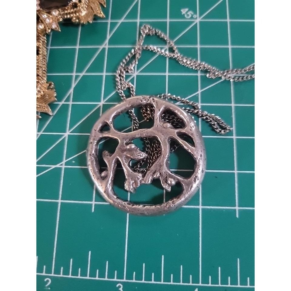 Vintage Brutalist Abstract Silver Tone Cast Branch Circle Pendant Necklace 70s