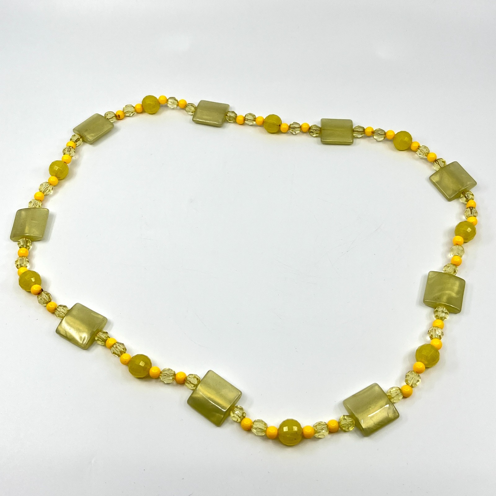 VTG Retro Y2K Yellow Beaded Necklace Square Acrylic Resin Geo Chic Summer Pop