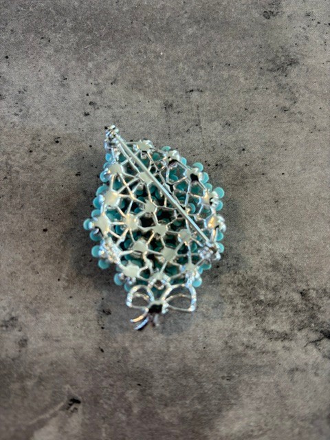 Vintage Lisner Silver Tone Blue Flower Bouquet Brooch