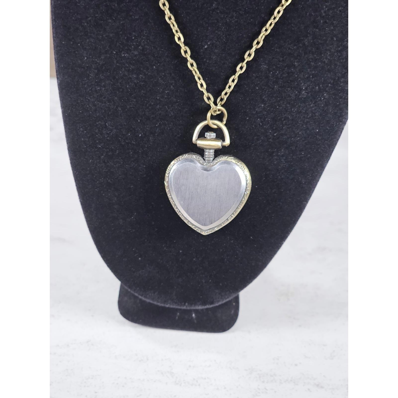 Vintage Heart Pocket Watch Necklace, Quartz Pendant, Gold Tone Chain