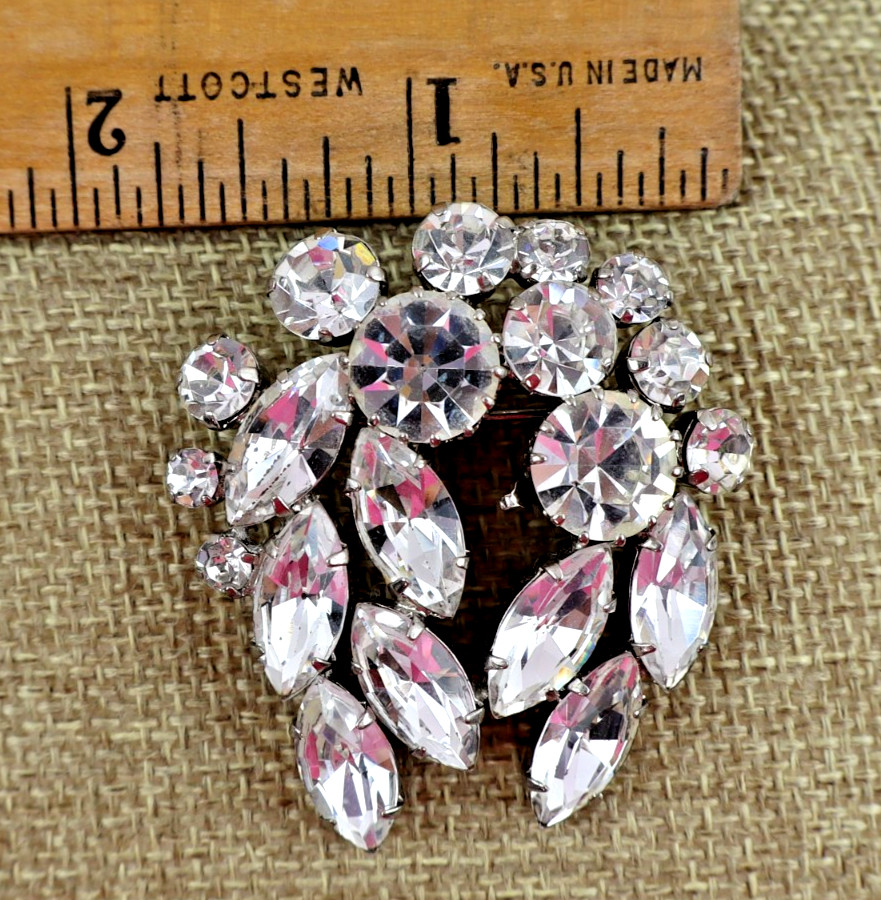 vintage Austria clear rhinestone brooch pin silver tone faceted crystals prongs