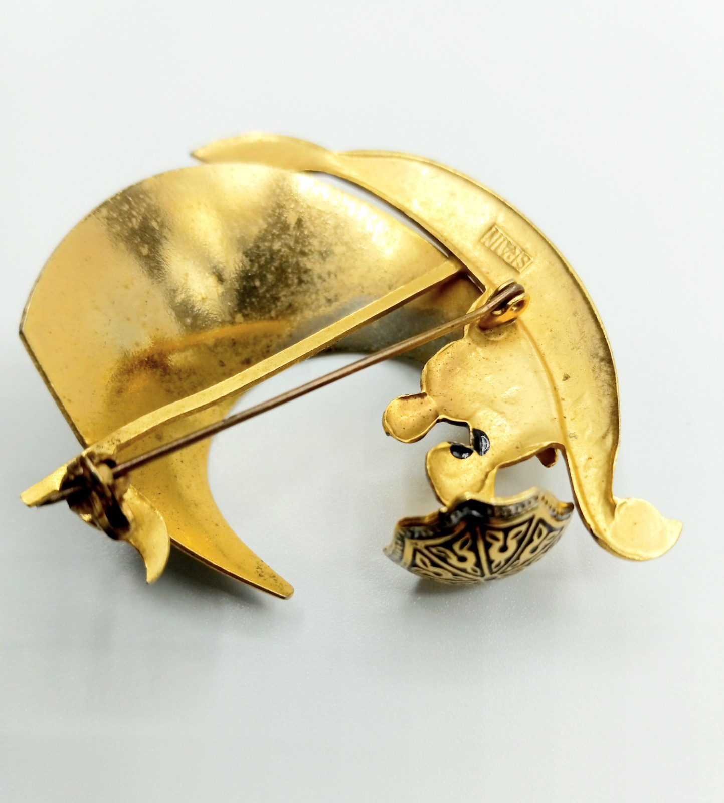 Vintage Gold Tone Damascene Brooch Spanish Ship Signed Spain