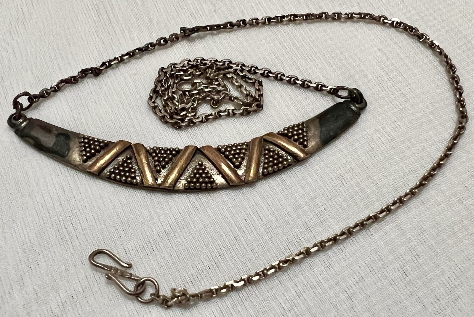 ABSTRACT BRUTALIST Sterling Silver Gold Wash CRESCENT PENDANT NECKLACE Vintage