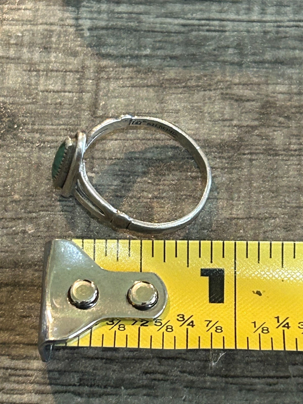 VINTAGE NATIVE AMERICAN ? LADIES SMALL STERLING TURQUOISE RING MARKED/SIGNED