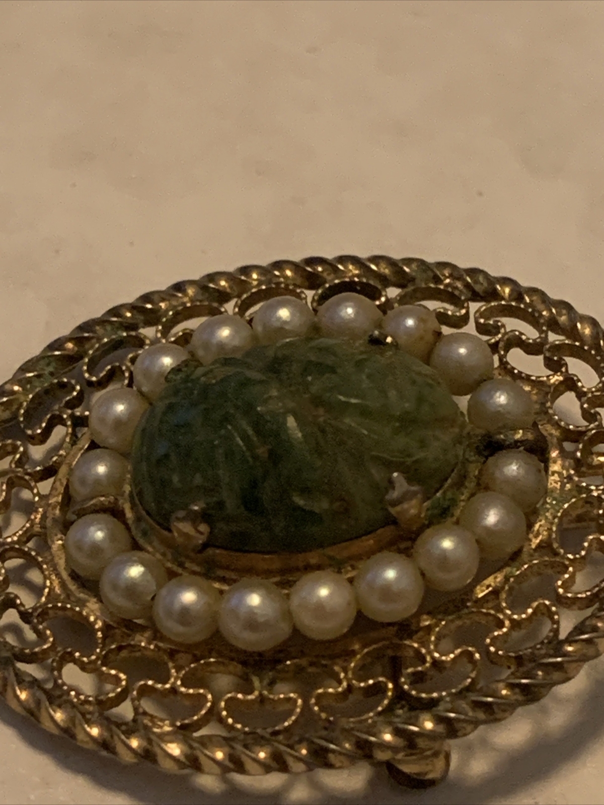 Signed Burt Cassell 1/20th 12k Yellow Gold Filled Jade Filagree Brooch Pendant