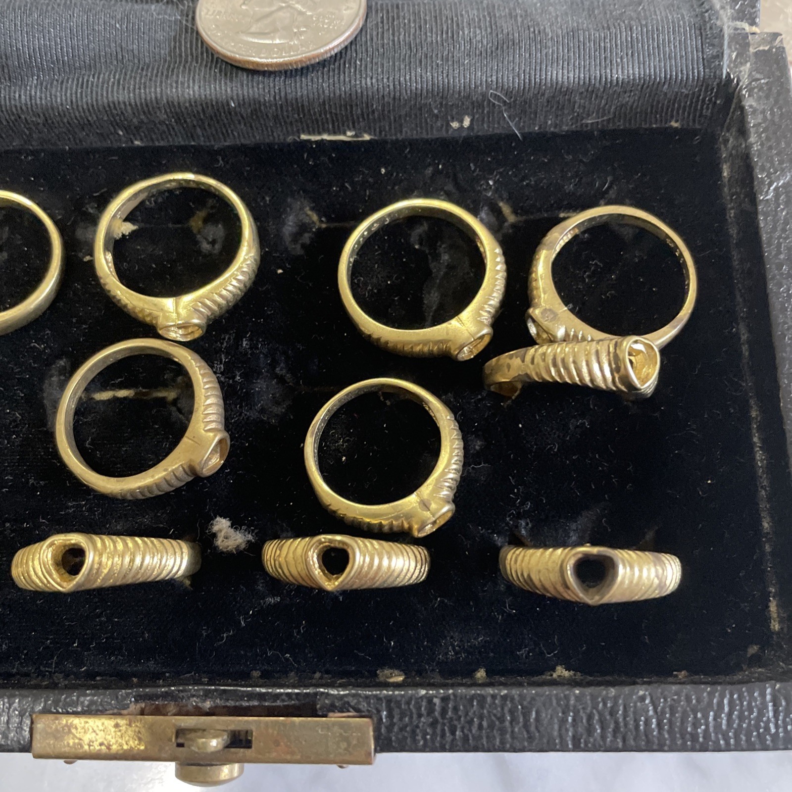 12 Vintage Solid Brass Ring Setting For Heart Shaped Center Stone Assorted Sizes