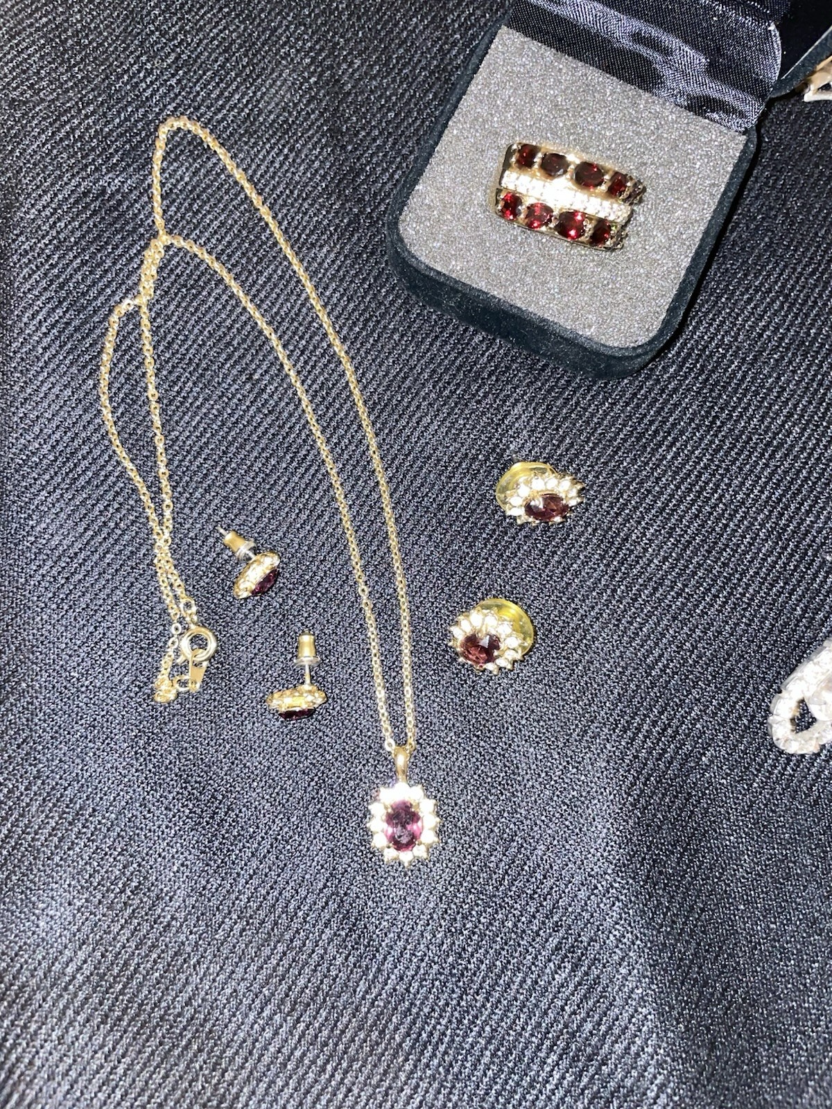 Mixed Lot Costume Jewelry See Pictures Details/Wear