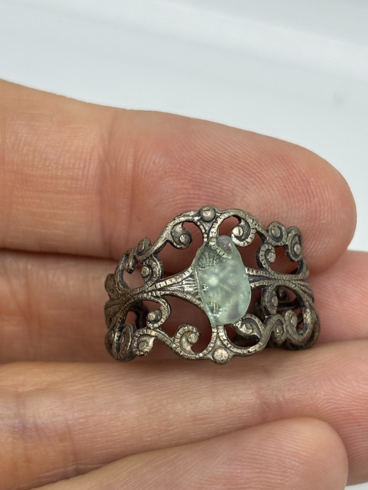 Handcrafted Vintage Sterling Silver Raw Cut Tourmaline Victorian Florentine Ring