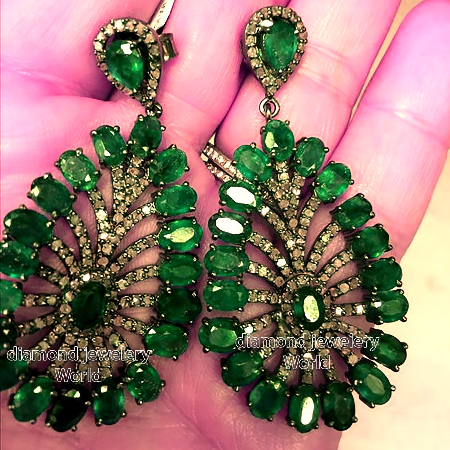 Gorgeous 2.20ctw Rose Cut Diamond Emerald Studded Silver Vintage Earring Jewelry